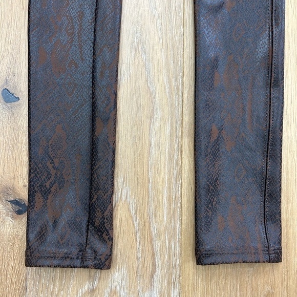 Spanx Faux Leather Brown Snakeskin Leggings Animal Print Pants XS - Picture 5 of 11